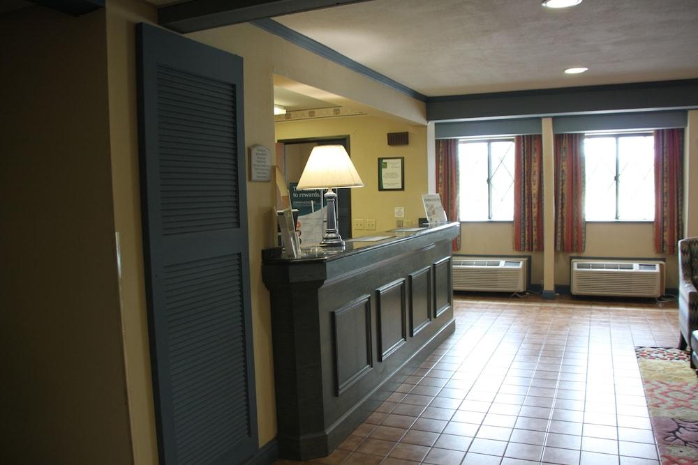 Quality Inn Cortland - University Area מראה חיצוני תמונה