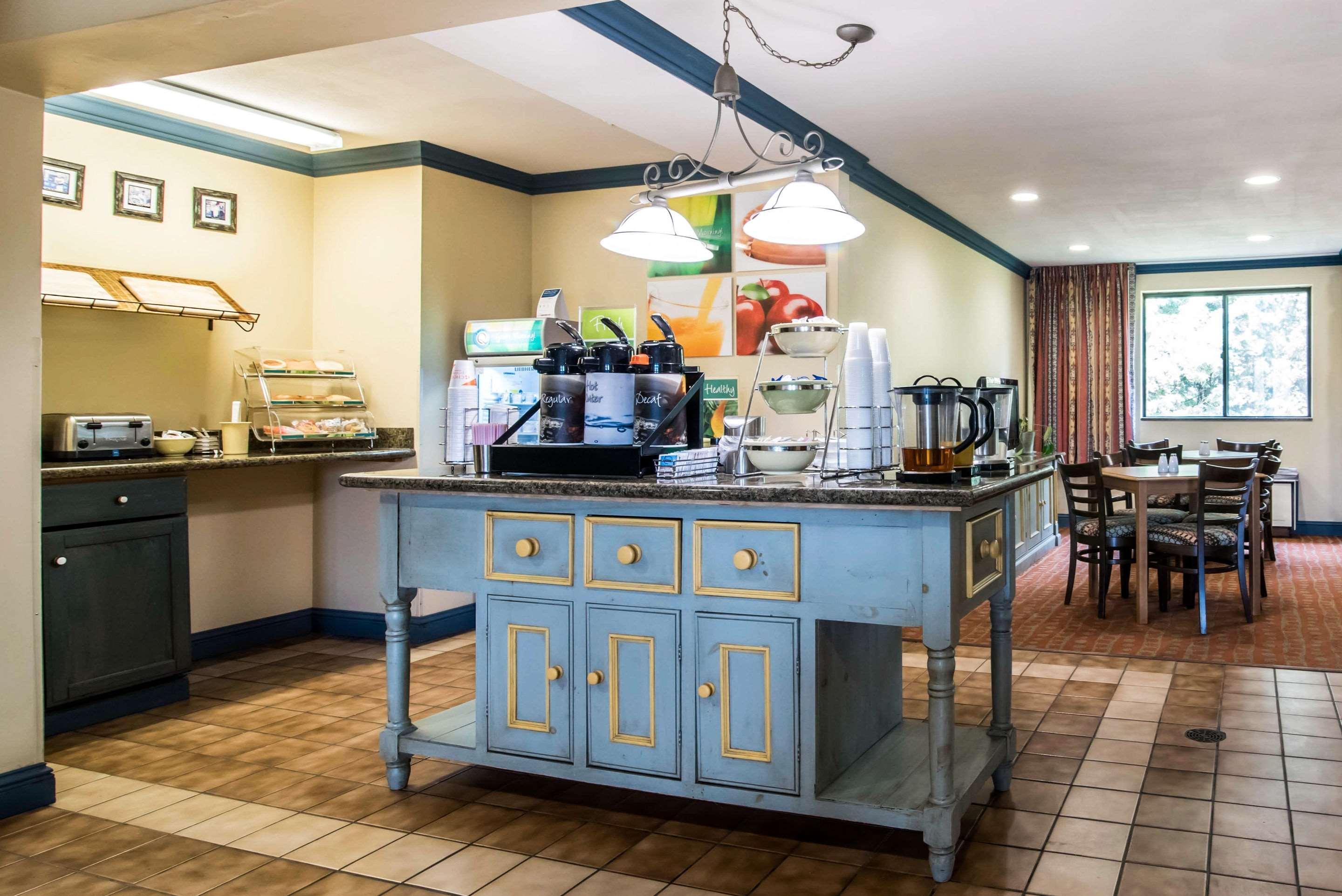 Quality Inn Cortland - University Area מראה חיצוני תמונה