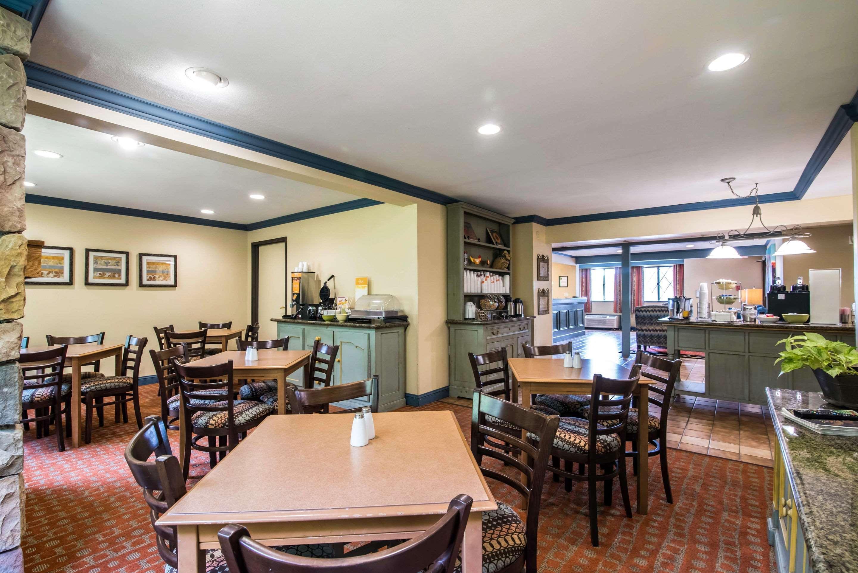 Quality Inn Cortland - University Area מראה חיצוני תמונה